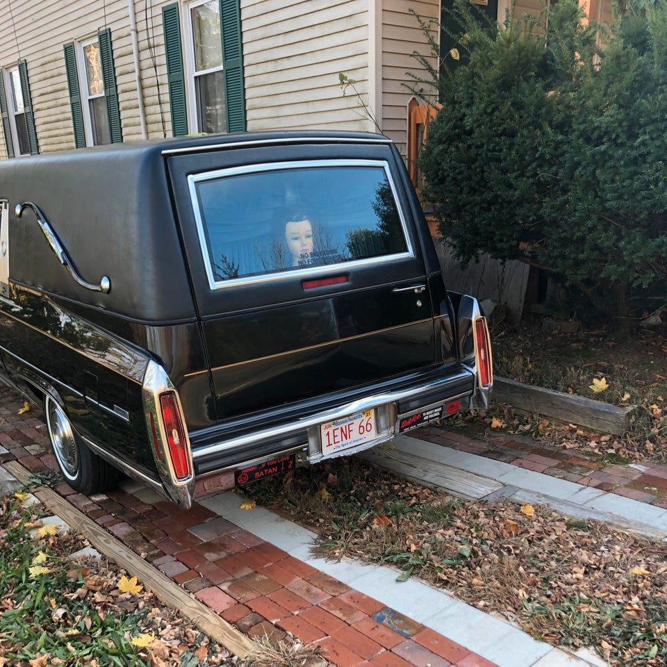 Foto Yang Dipertanyakan